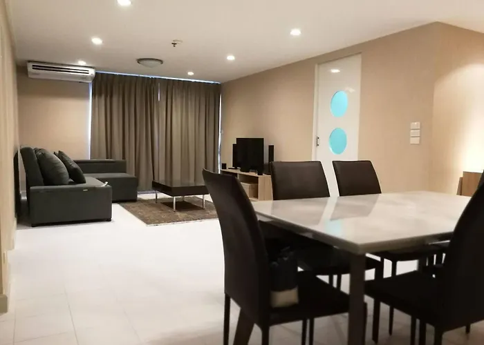 Bkk 2 Bedroom Near Sathon Iconsiam Firework View